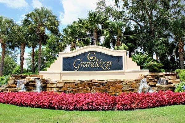 Grandezza Community Sign