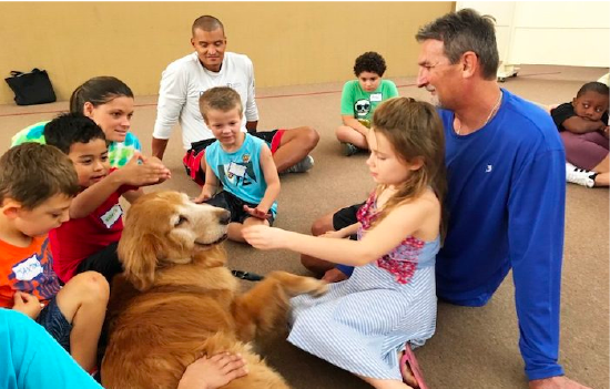 Beesley's Paw Prints Pet Therapy with kids